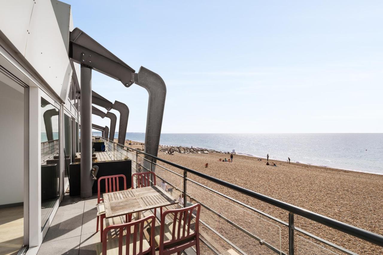 Lancing Beach Apartment. エクステリア 写真