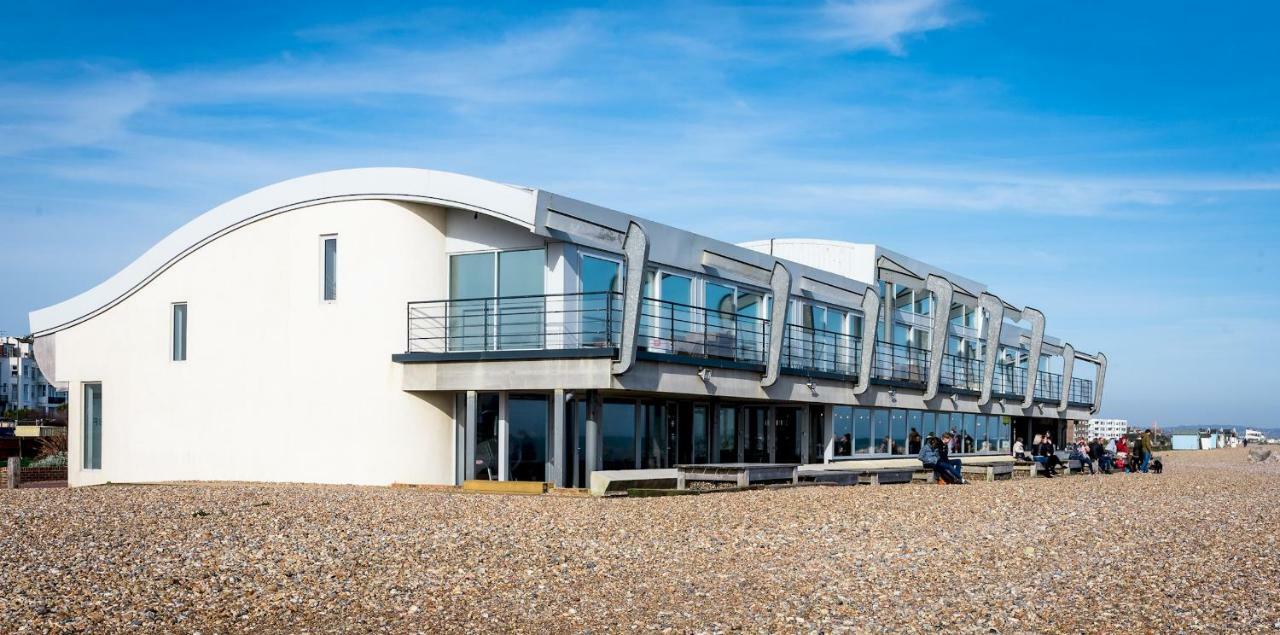 Lancing Beach Apartment. エクステリア 写真